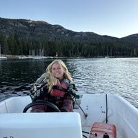 Victoria Lamoure Lamoure